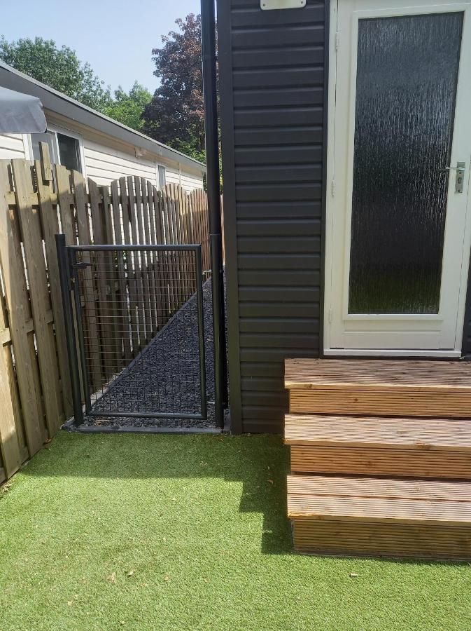 Vakantiechalet Tip 30 Op Vakantiepark De Heische Tip Zeeland Kültér fotó